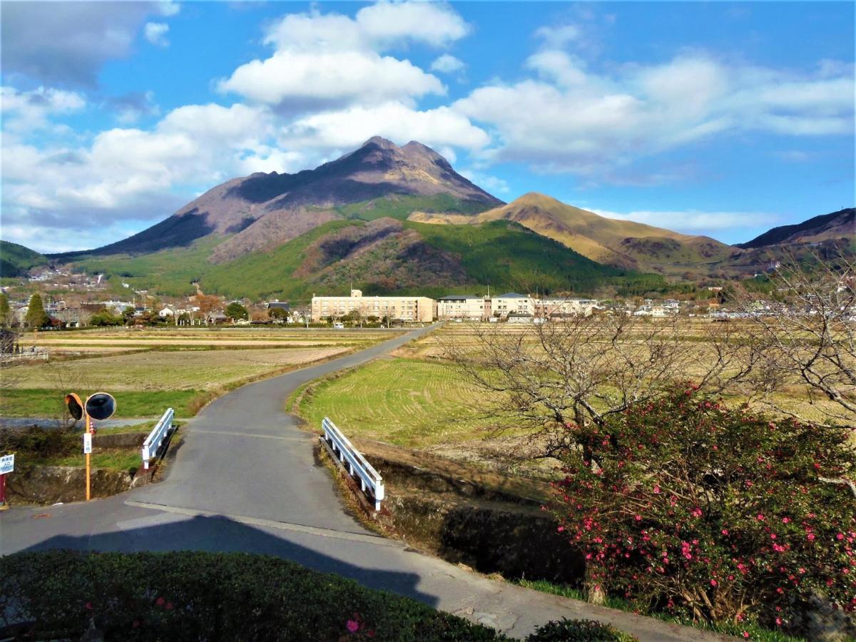 Sanso Tanaka Hotel Yufu Buitenkant foto